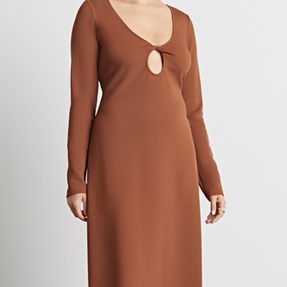 Who What Wear Fox Keyhole midi dress in Cocoa - Picture 2 of 5